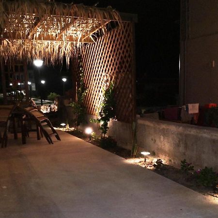 Marika Apartments มัสติคารี ภายนอก รูปภาพ